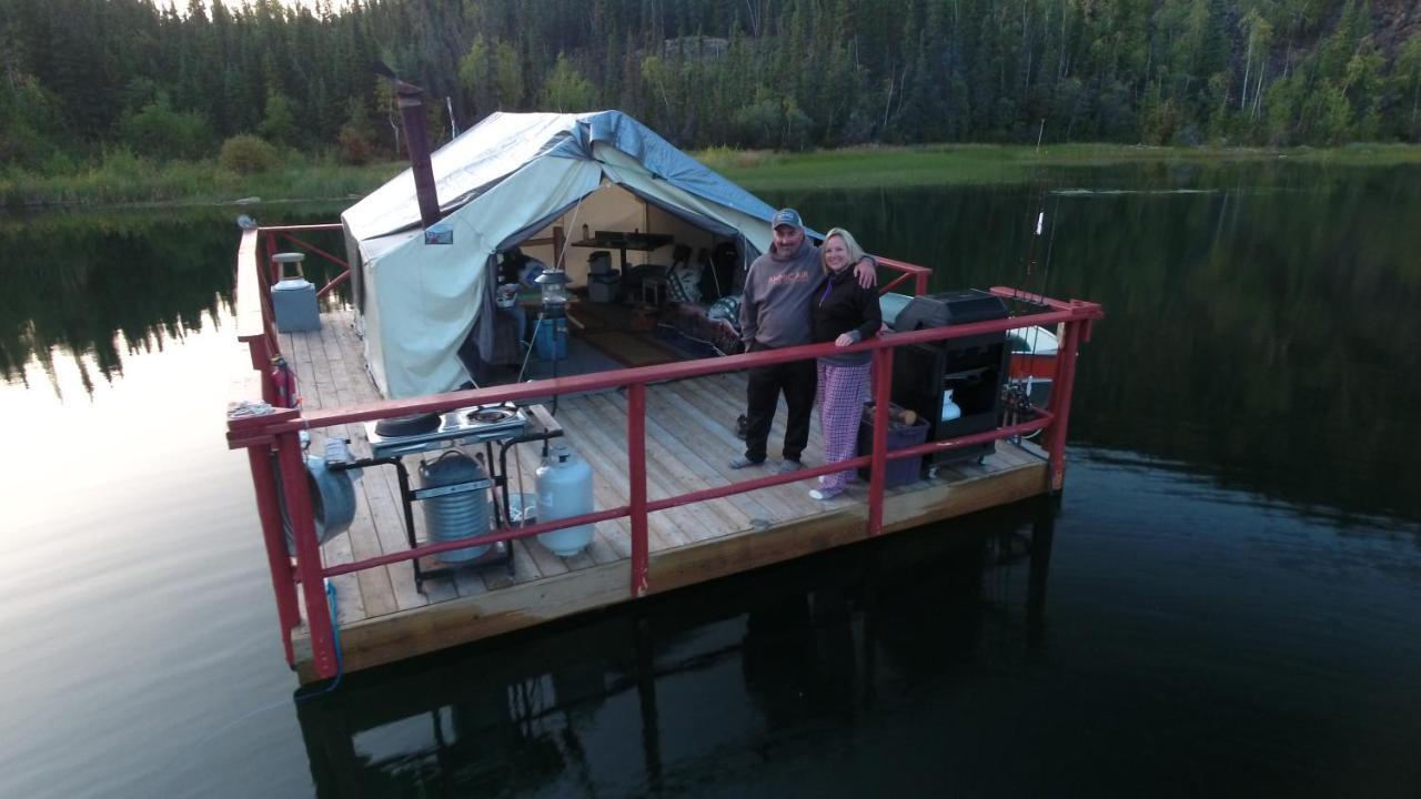Yellow Dog Lodge, Inc. Yellowknife Eksteriør billede
